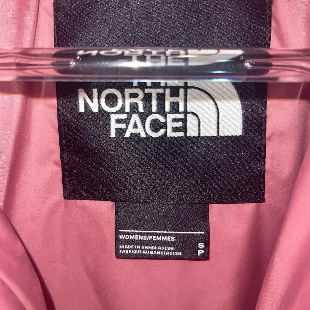 The North Face puffer jacket in pink - Picture 6 of 6